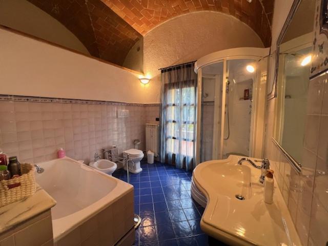 Podere Mona Pomarance Extérieur photo