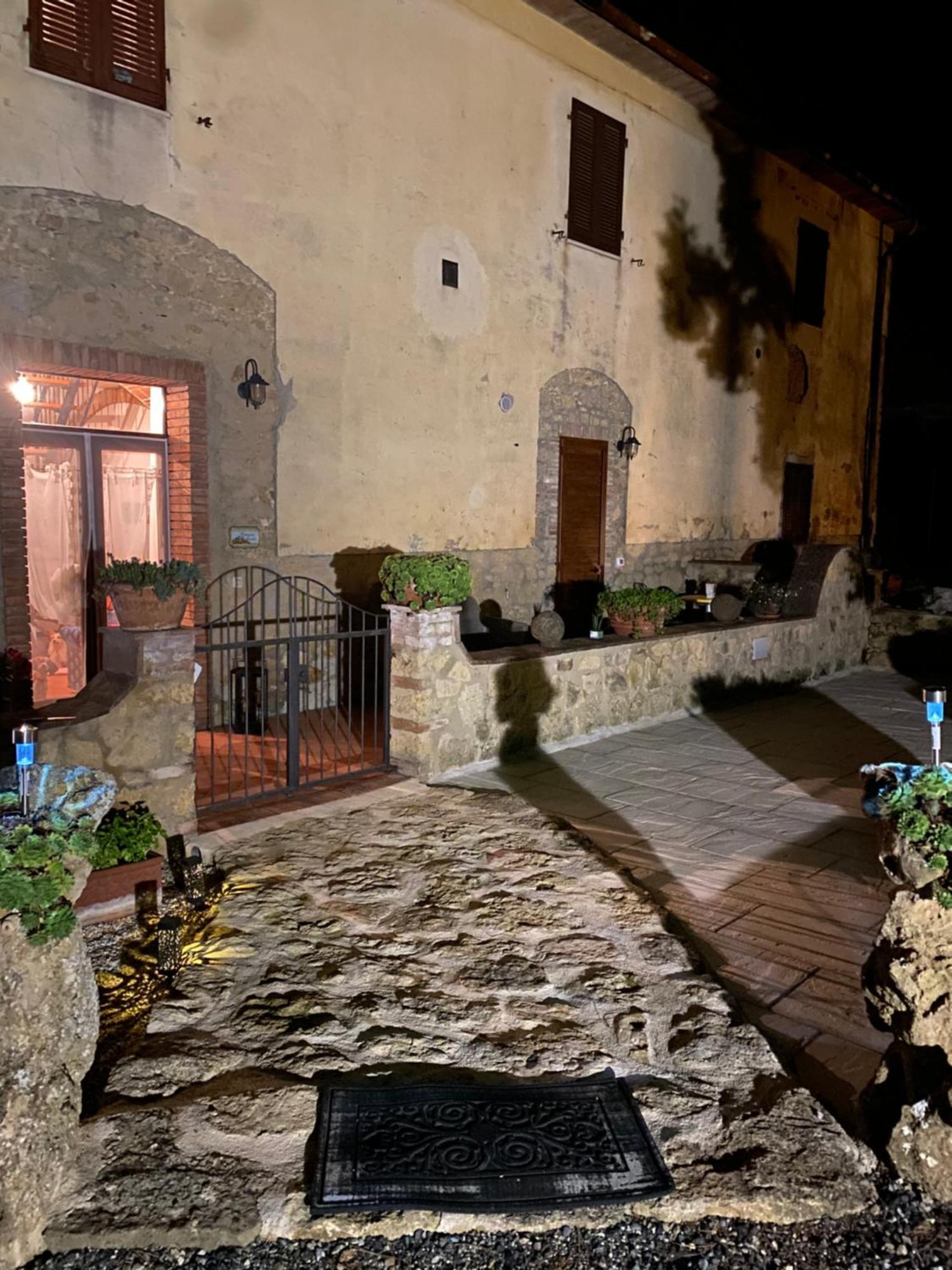 Podere Mona Pomarance Extérieur photo